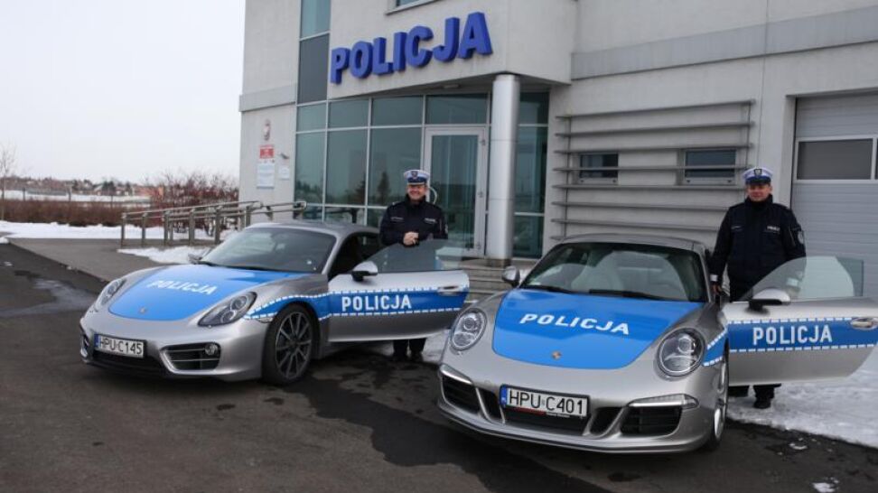 Porsche poznańskiej drogówki? Jak policja spaliła